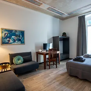 xenia.hotelitalianriviera.com/